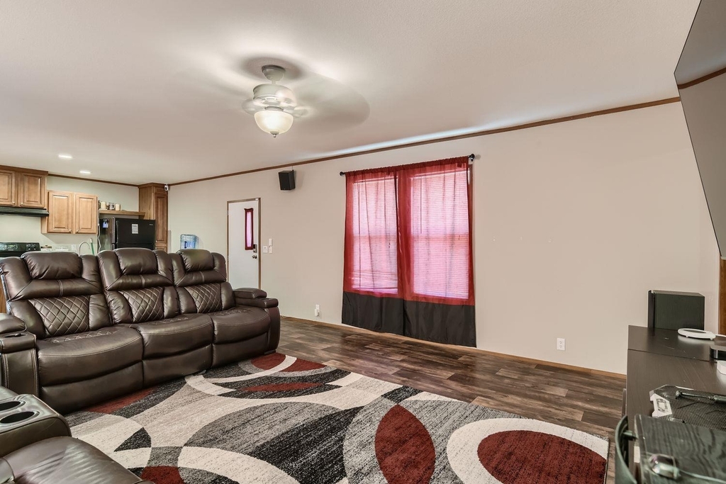 517 Crossroads Dr - Photo 9