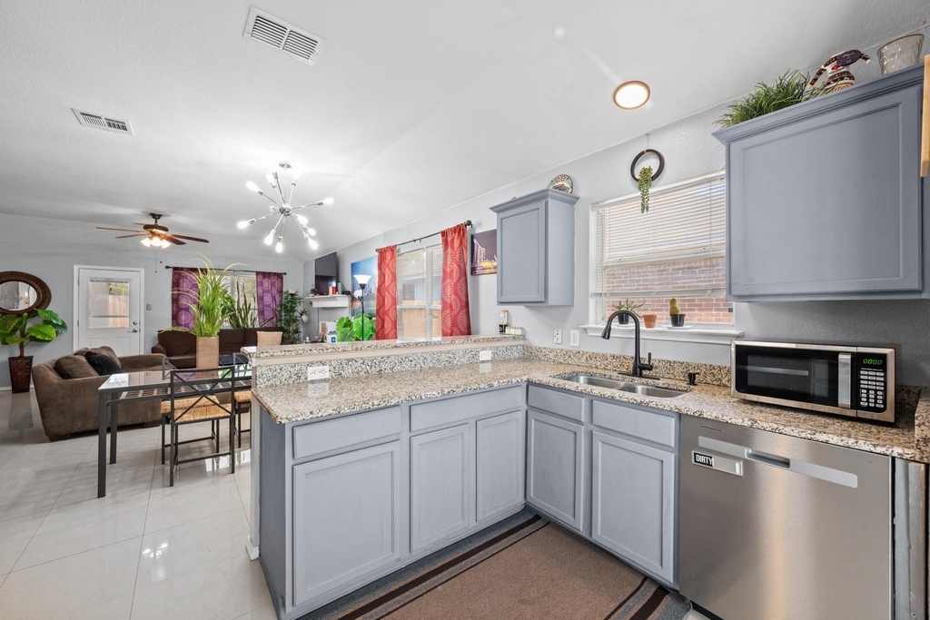 14608 Rumfeldt St - Photo 15