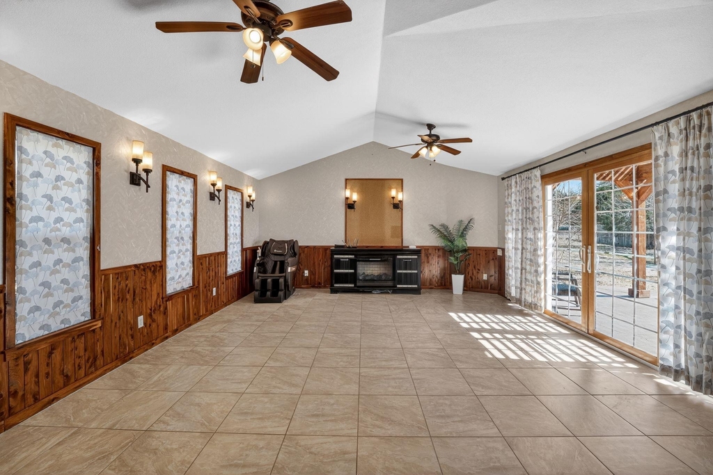 1059 N State Highway 95 - Lot 44 - Photo 16