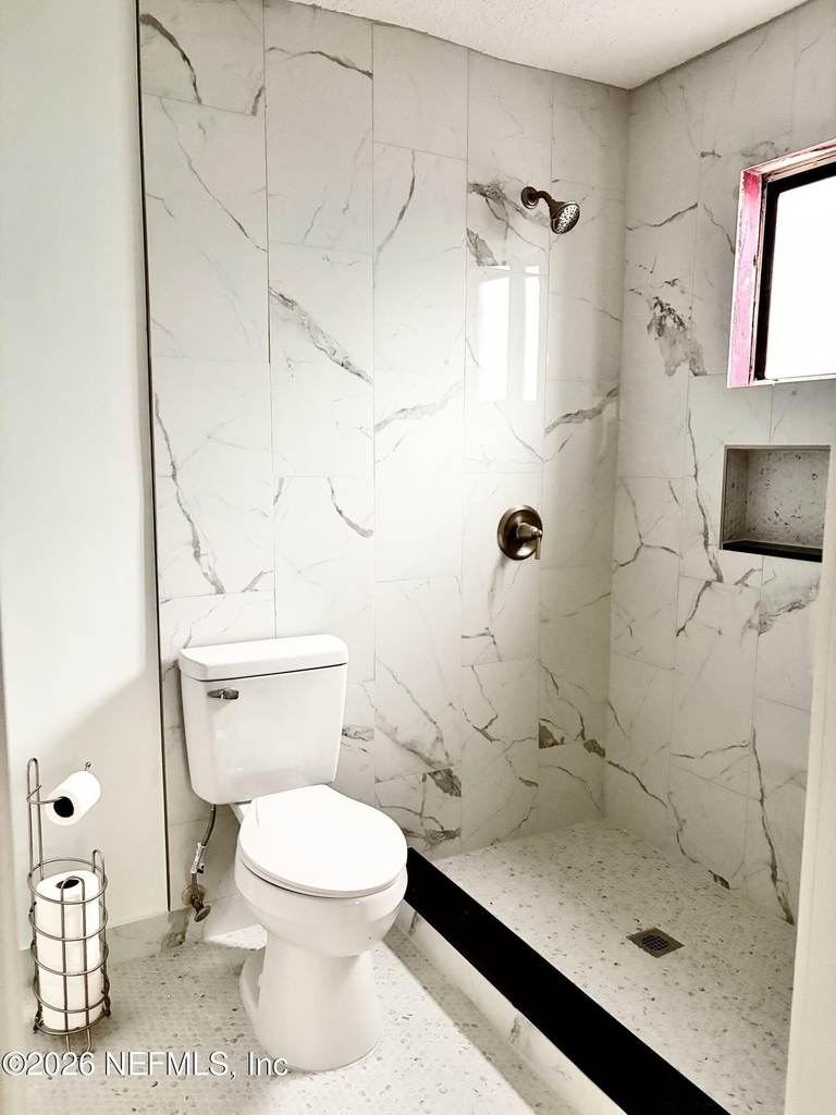 13112 Leatherleaf Drive S - Photo 4