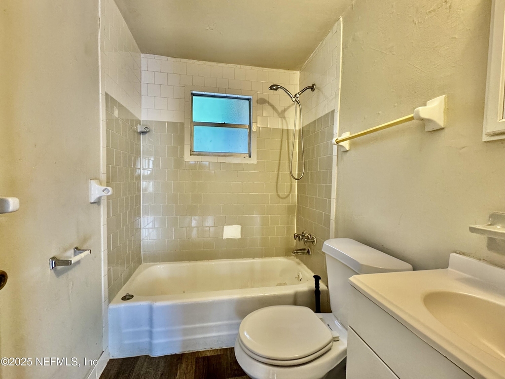 1859 Doyon Court - Photo 9