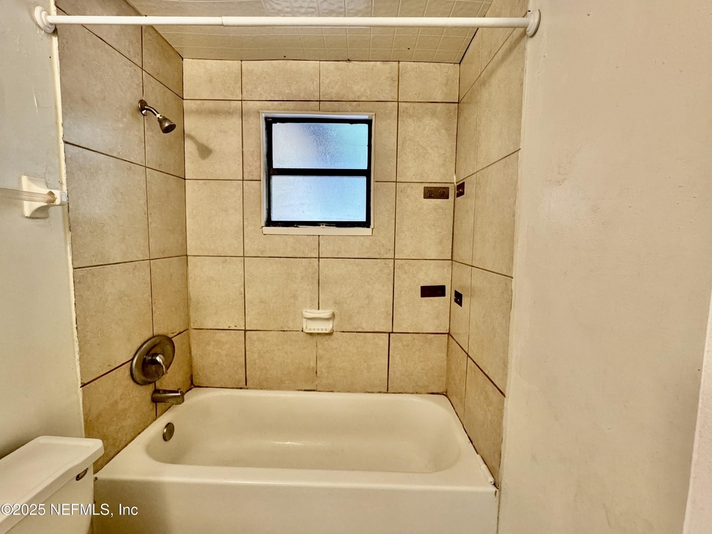 1851 Doyon Court - Photo 10