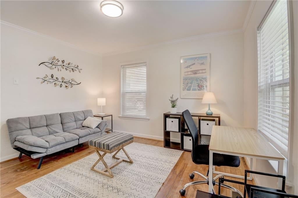 711 Campbell Circle - Photo 2