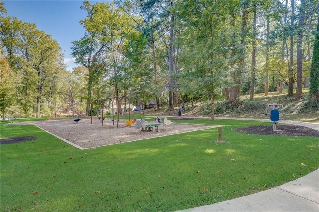 711 Campbell Circle - Photo 15