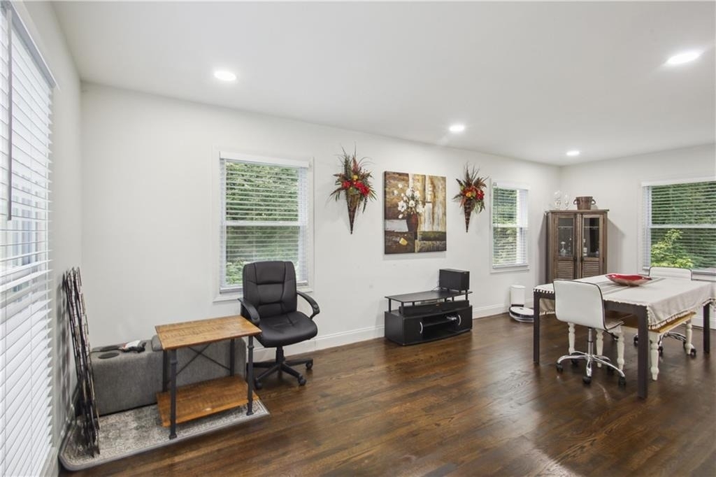 2832 Riderwood Drive - Photo 4