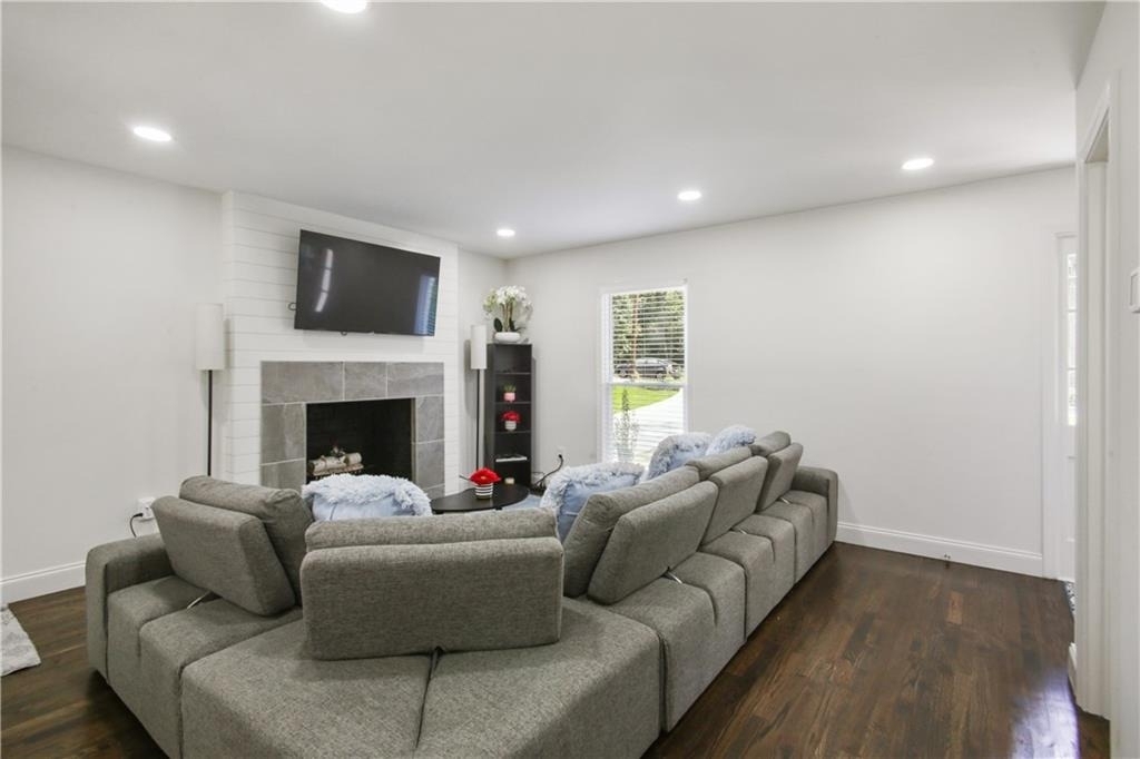 2832 Riderwood Drive - Photo 3
