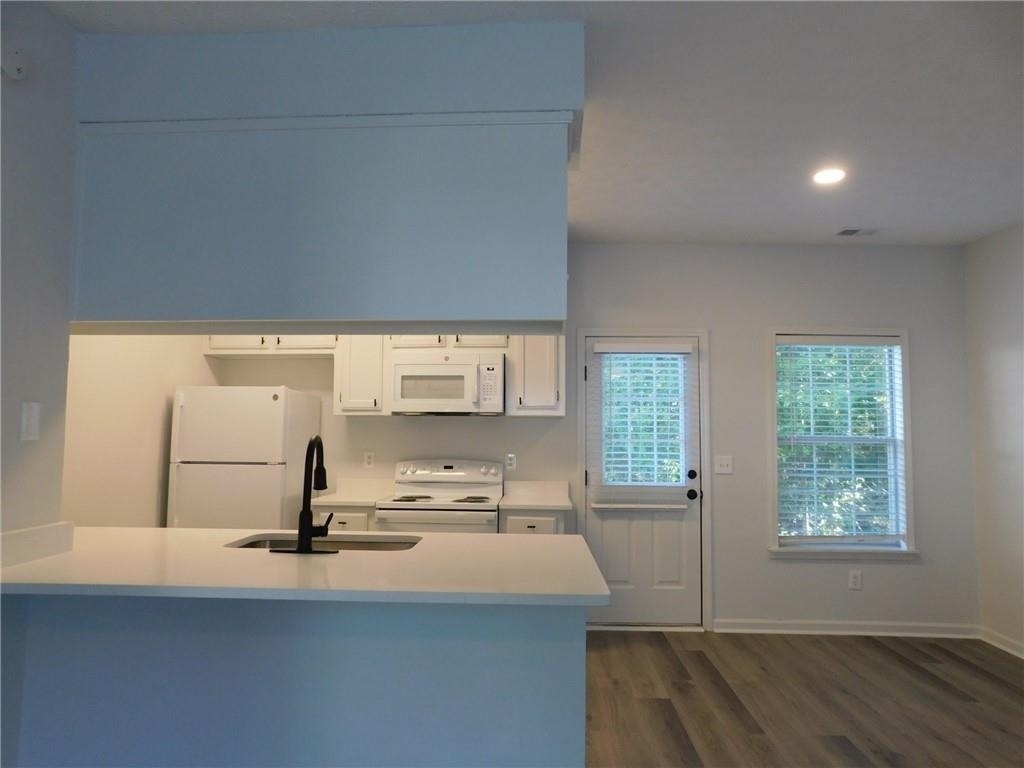 58 A Brentwood Lane - Photo 2