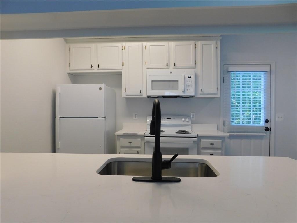 58 A Brentwood Lane - Photo 3