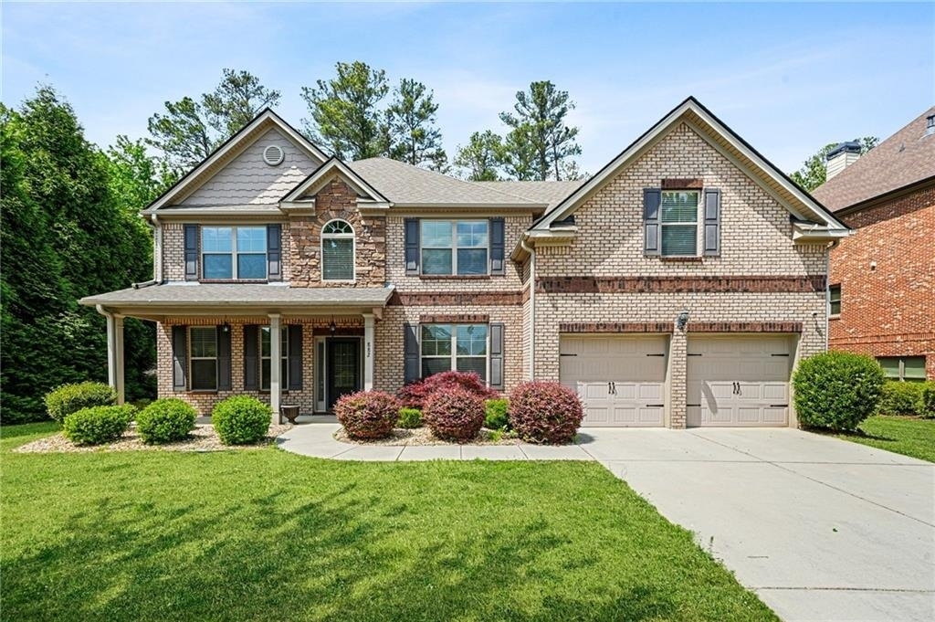 882 Nestling Drive - Photo 0