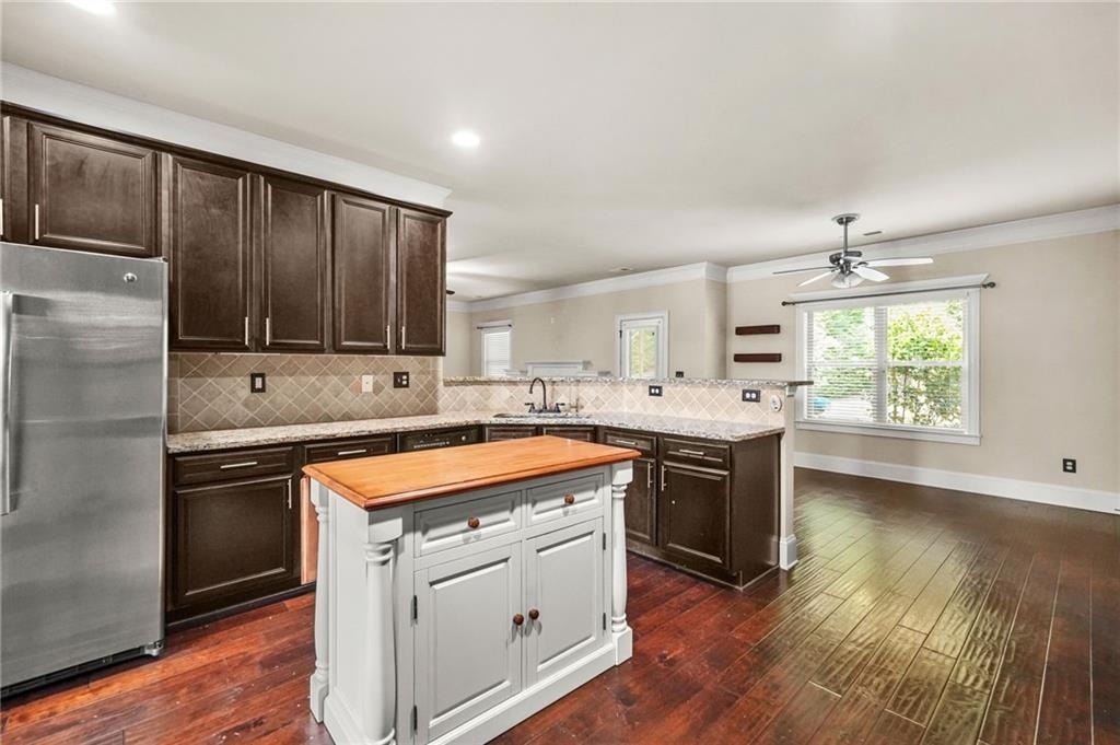 882 Nestling Drive - Photo 9
