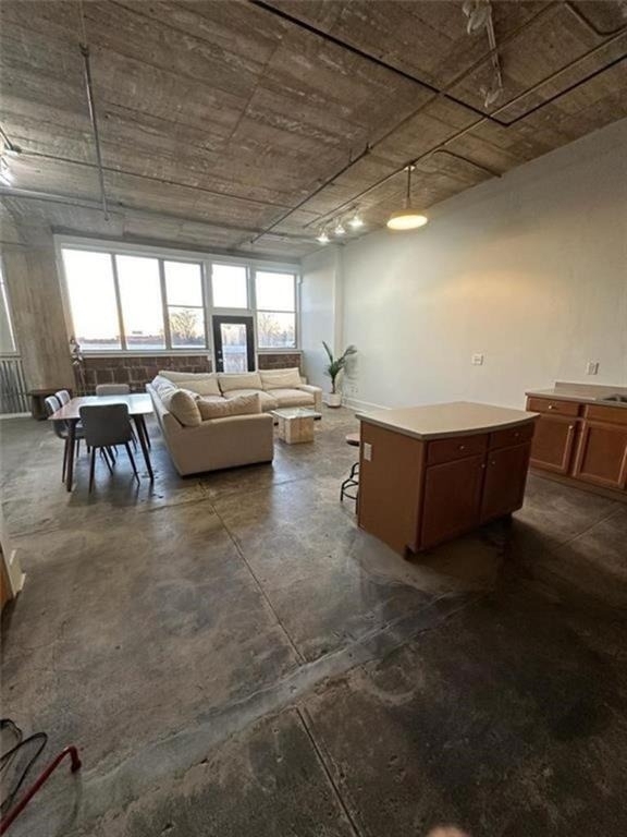 505 Whitehall Street - Photo 5
