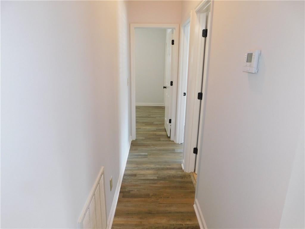 137 Riverside Circle - Photo 5