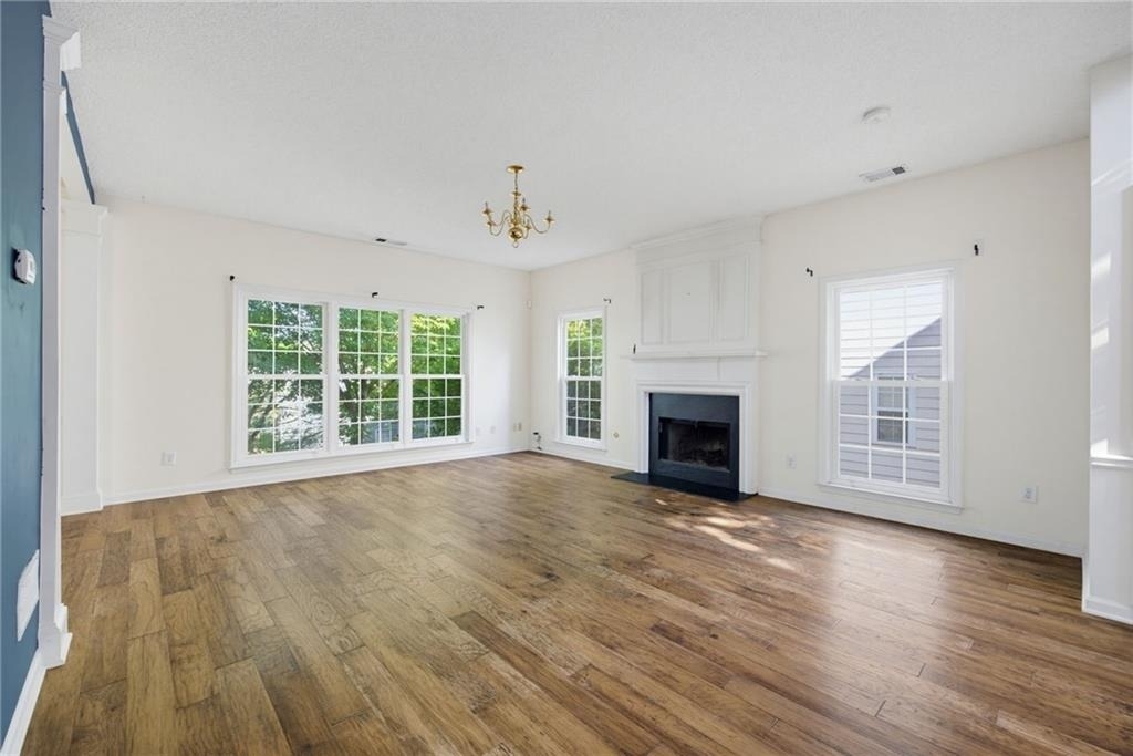 2599 Alvecot Circle Se - Photo 4