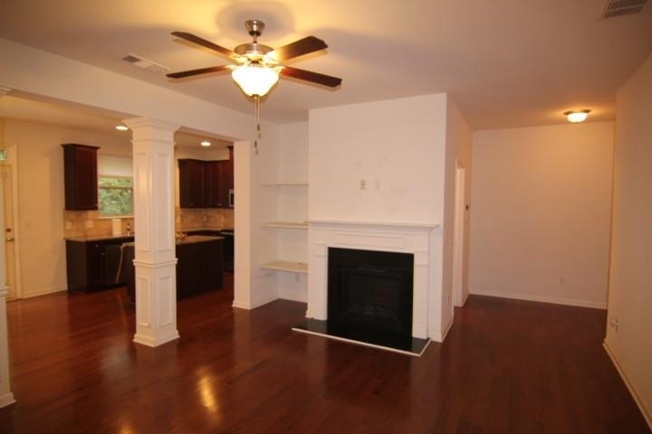 5850 Vinyard Lane - Photo 2