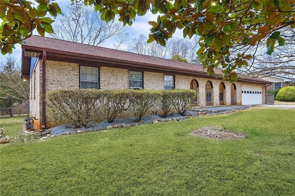 457 Castleaire Drive - Photo 27