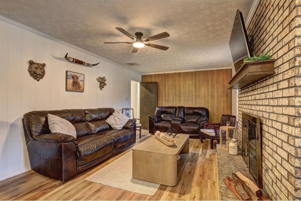 457 Castleaire Drive - Photo 6