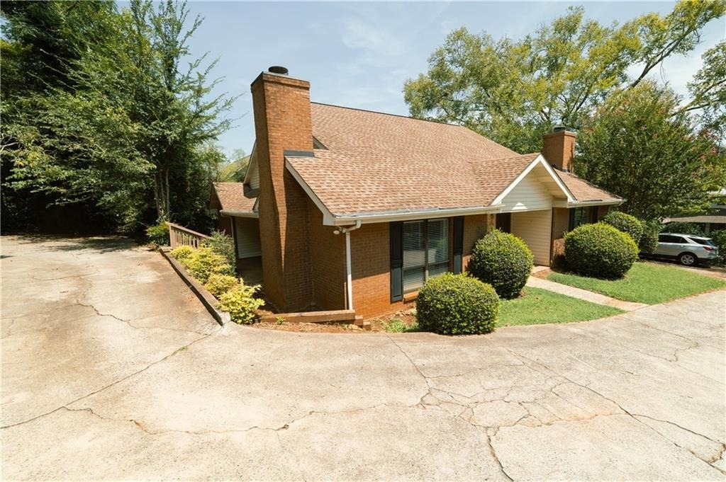 1256 Minhinette Drive - Photo 1