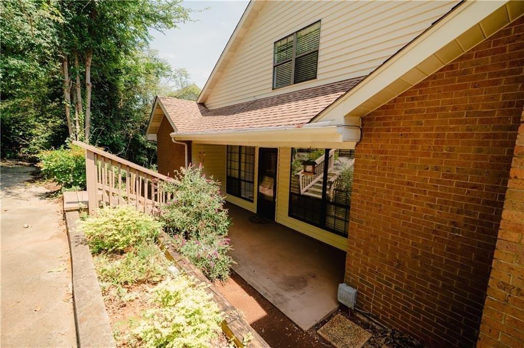 1256 Minhinette Drive - Photo 6