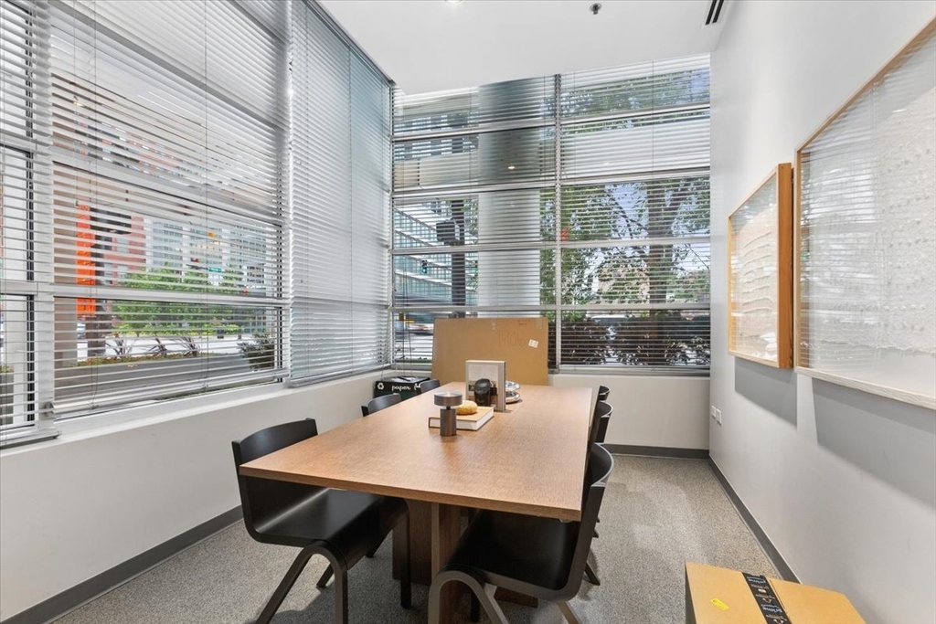 330 W Grand Avenue - Photo 7