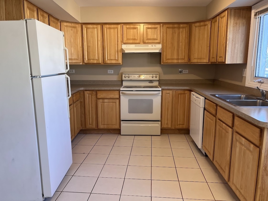 8616 W 95th Place - Photo 1