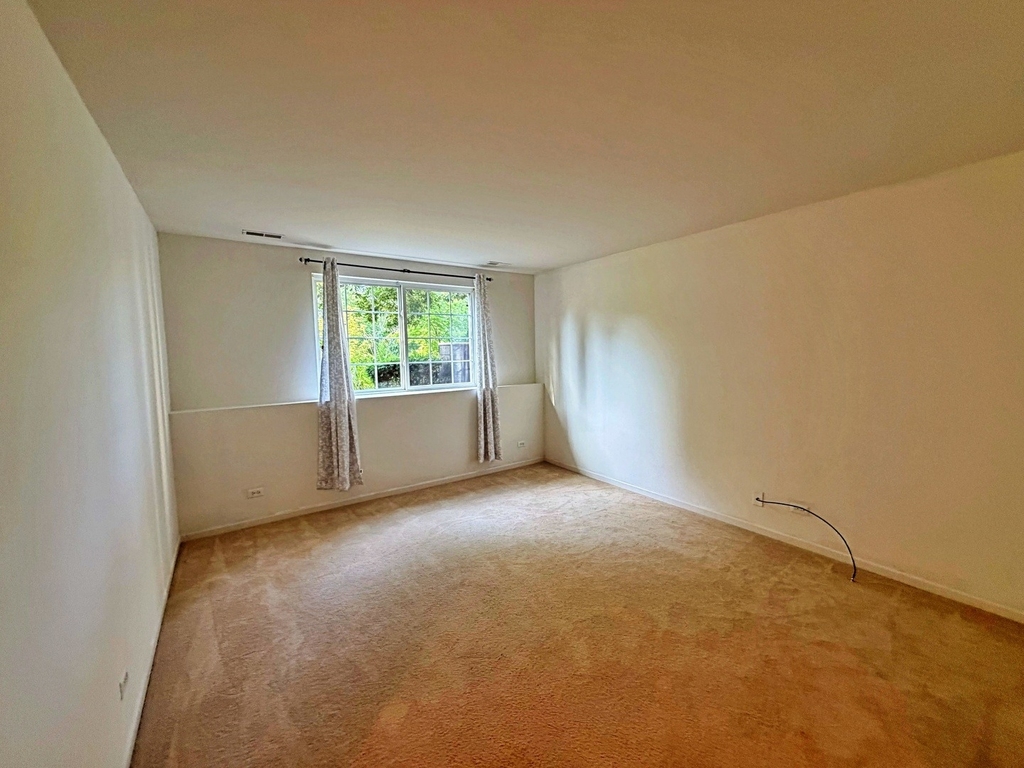 2438 Anna Way - Photo 16