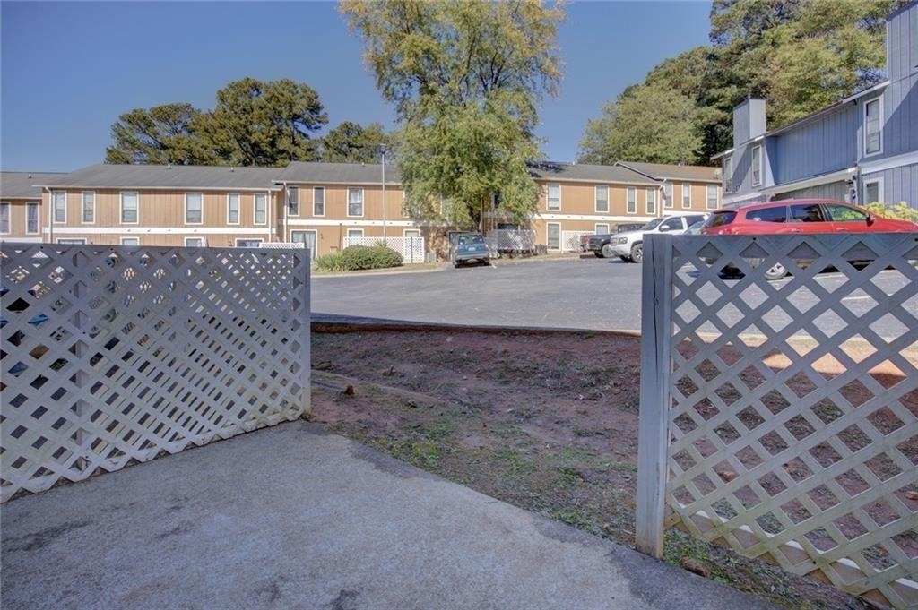 2340 Beaver Ruin Road - Photo 34