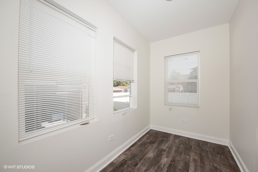 4934 W Jackson Boulevard - Photo 5