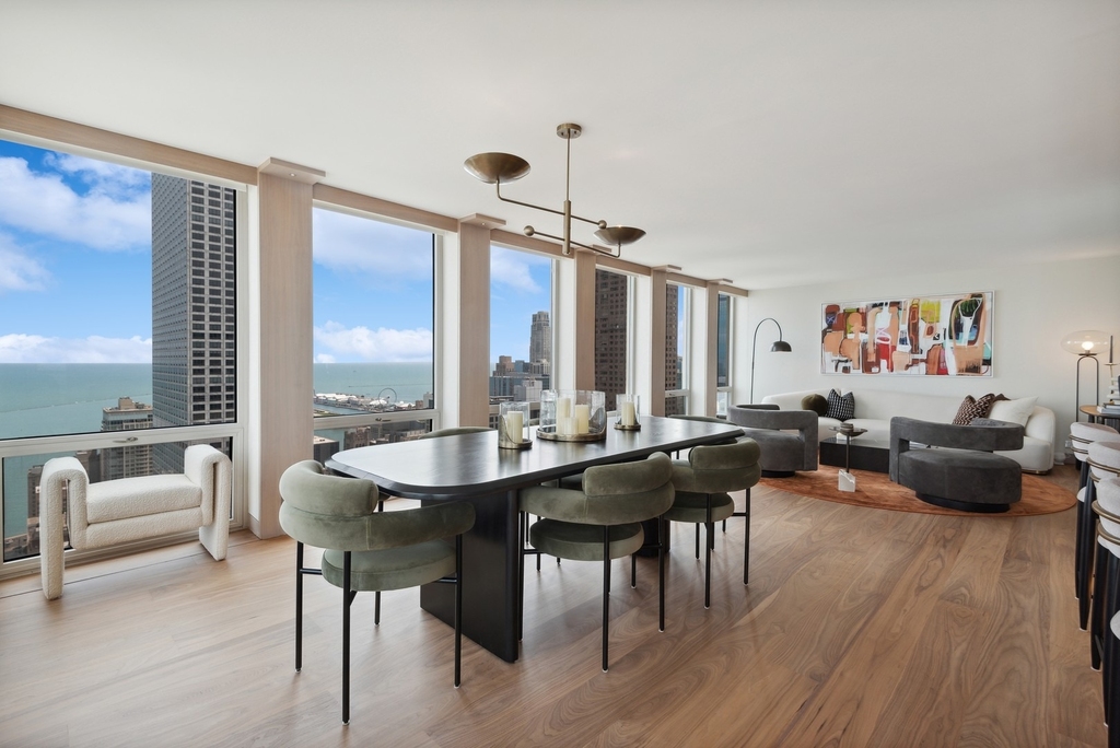 111 E Chestnut Street - Photo 18
