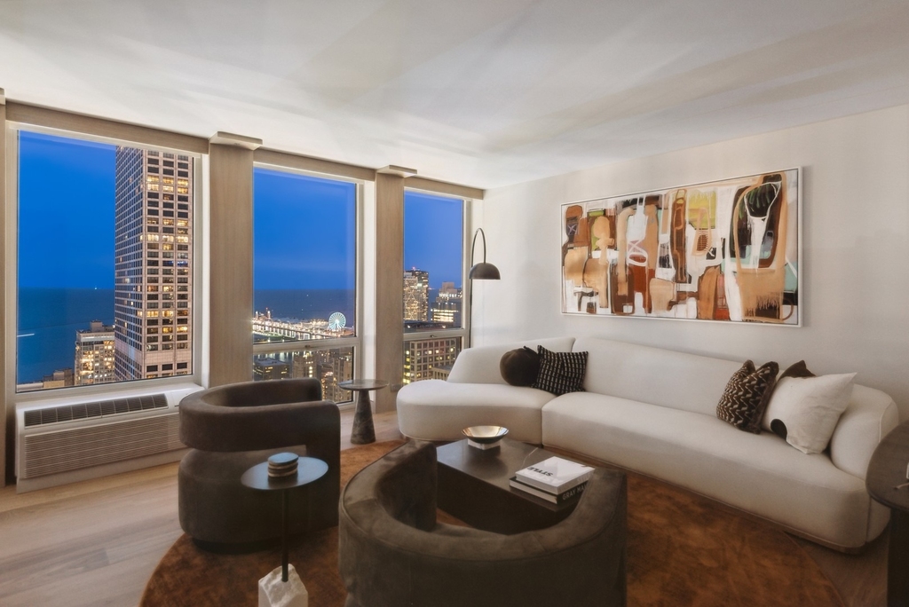 111 E Chestnut Street - Photo 26