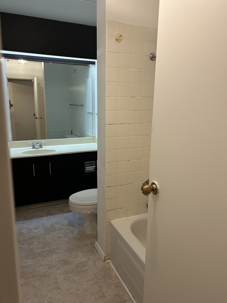 366 W Miner Street - Photo 9