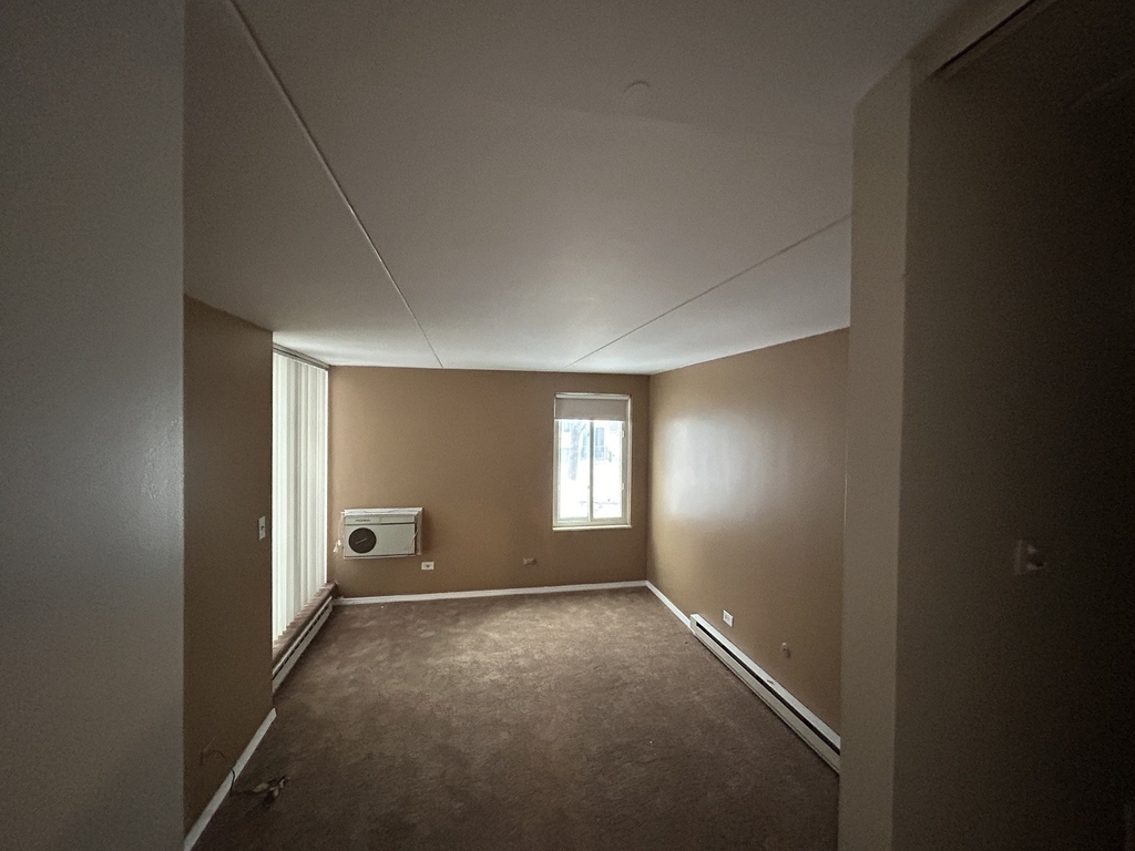 366 W Miner Street - Photo 7