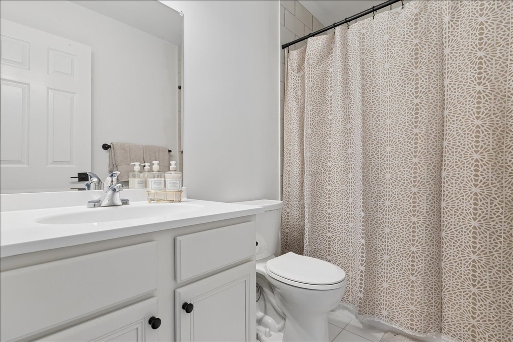 1116 Kensington Drive - Photo 15