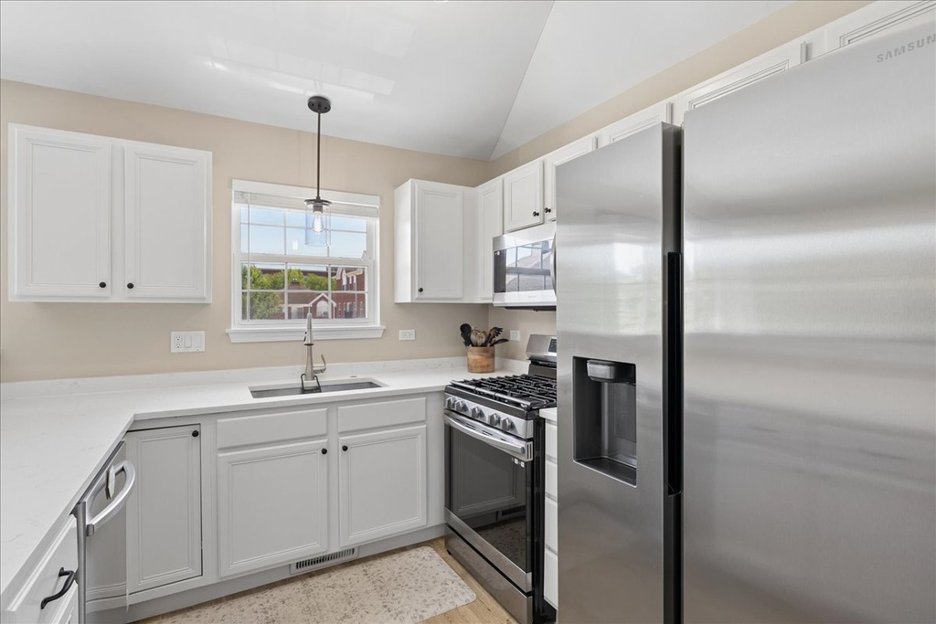 1116 Kensington Drive - Photo 24