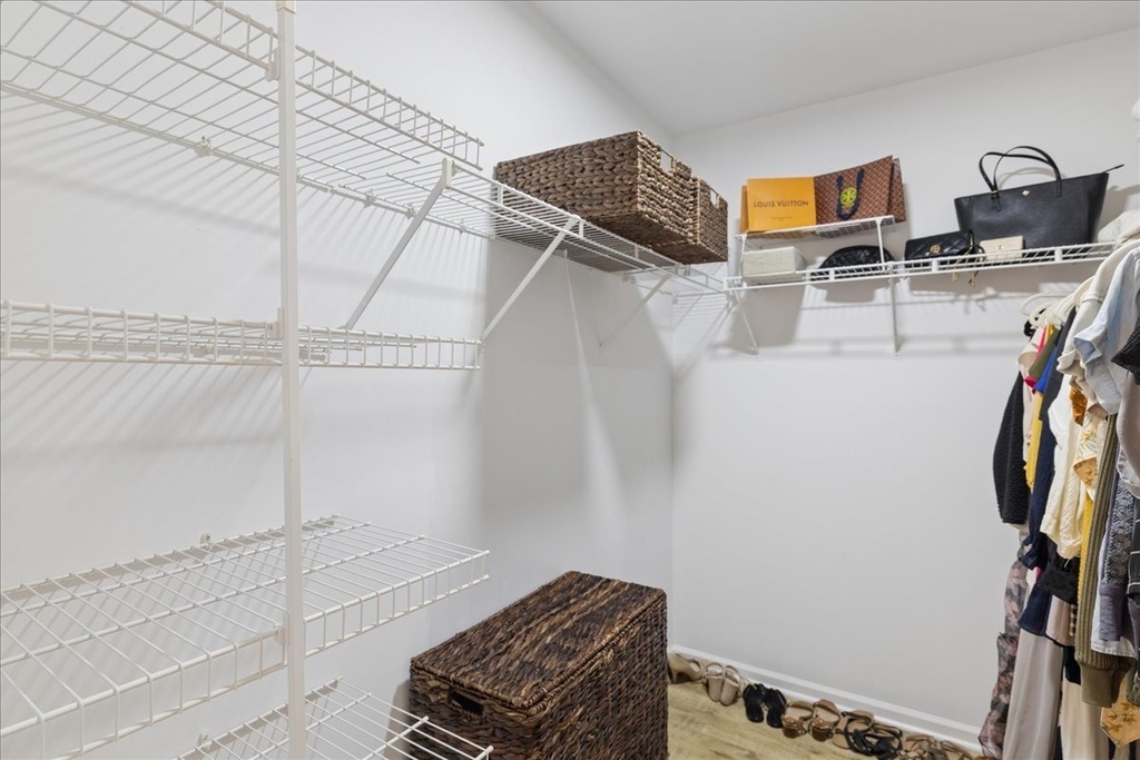 1116 Kensington Drive - Photo 11
