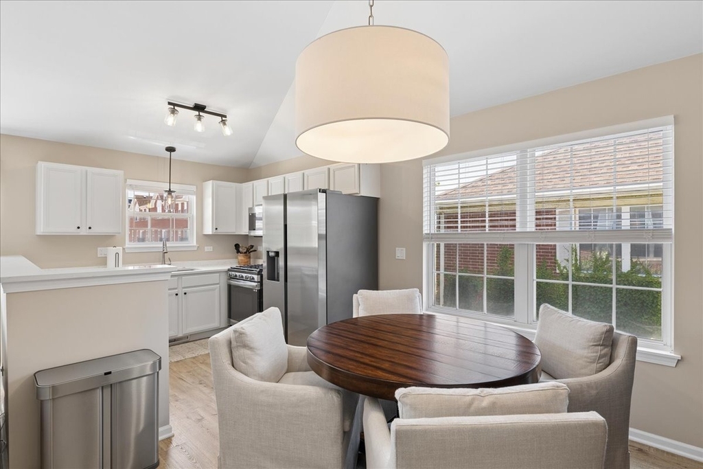 1116 Kensington Drive - Photo 22