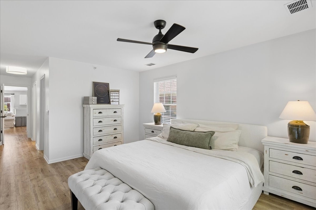 1116 Kensington Drive - Photo 8