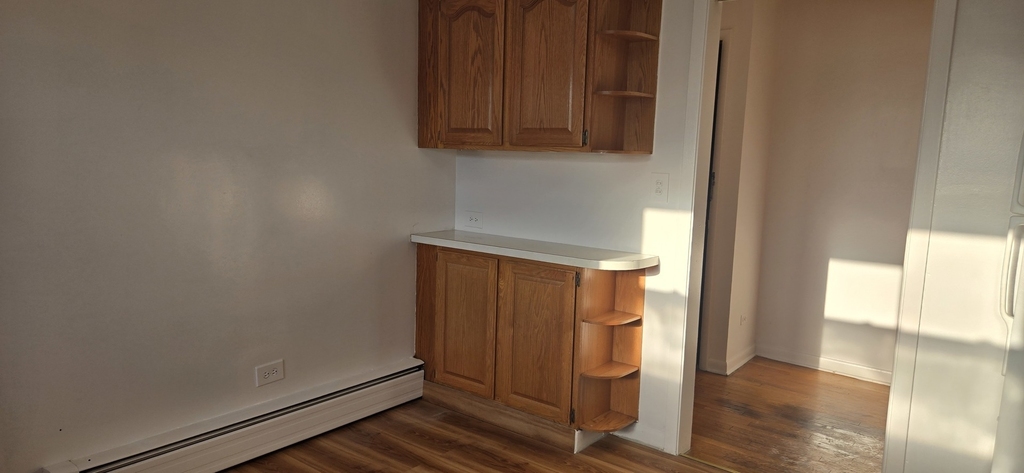 3923 Howard Street - Photo 7