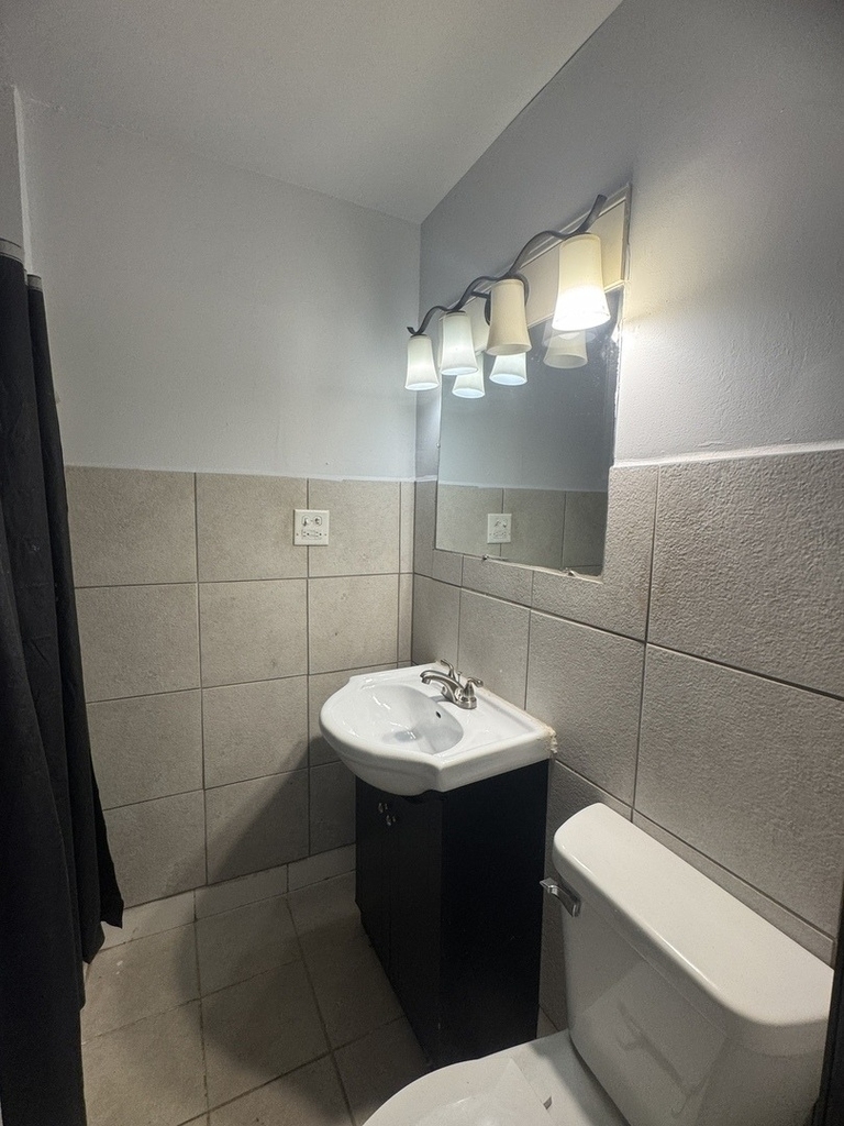 27 W 155th Place - Photo 7