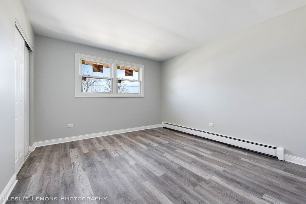 7653 S Roberts Road - Photo 9