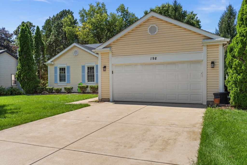 198 Mistwood Lane - Photo 1
