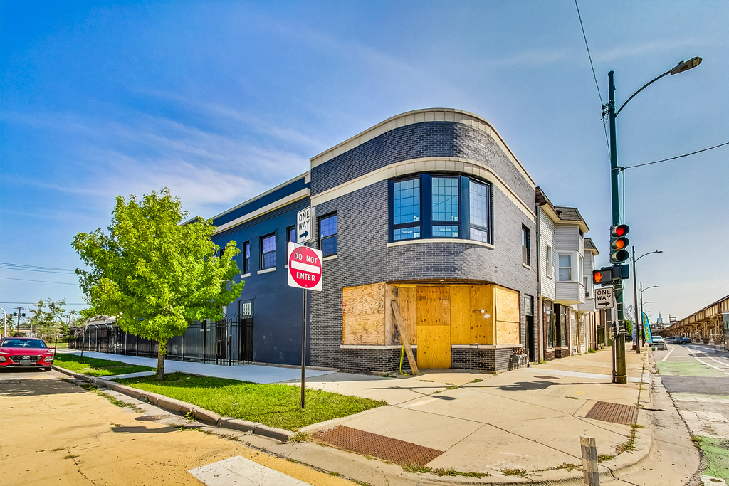 4158 W Lake Street - Photo 0