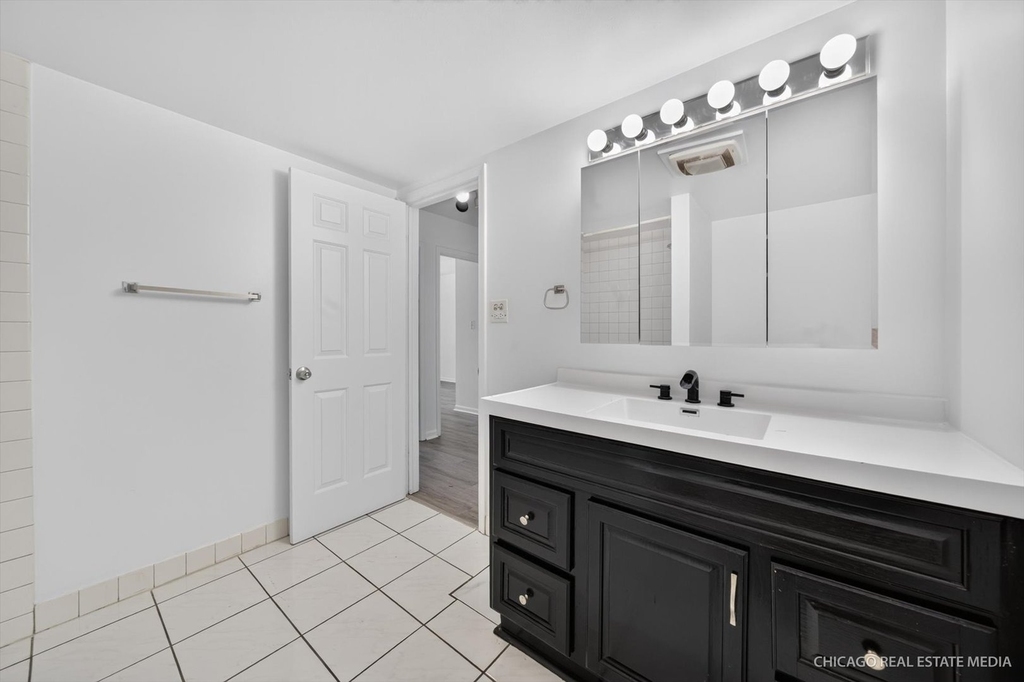 138 E Bailey Road - Photo 10