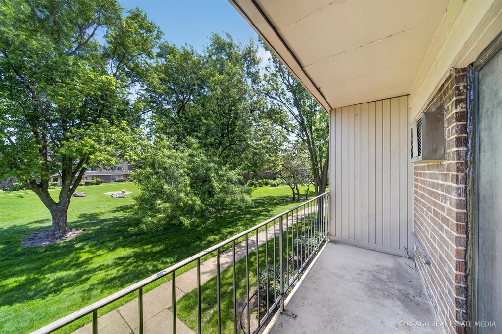 138 E Bailey Road - Photo 13