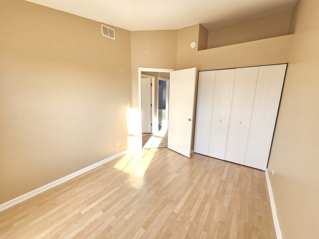 2315 N Meadows Lane - Photo 19