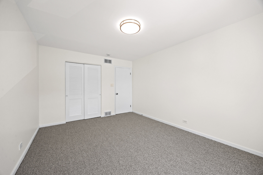 1615 W Greenleaf Avenue - Photo 14