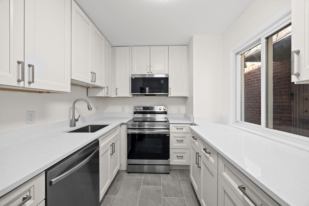 1615 W Greenleaf Avenue - Photo 7