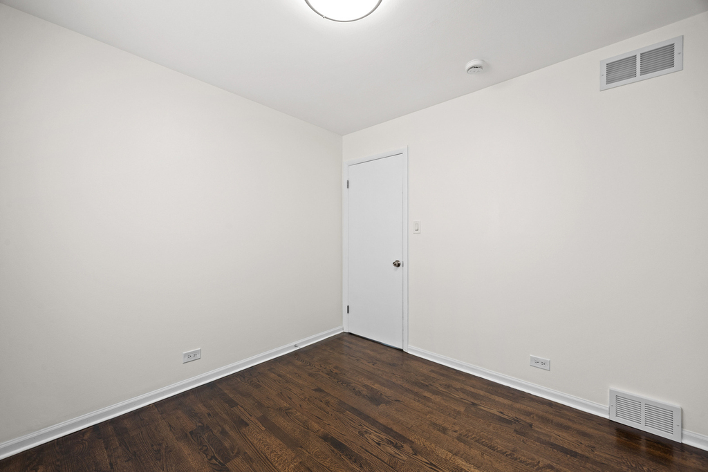 1615 W Greenleaf Avenue - Photo 17