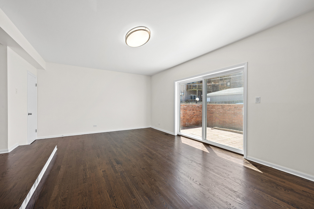 1615 W Greenleaf Avenue - Photo 3