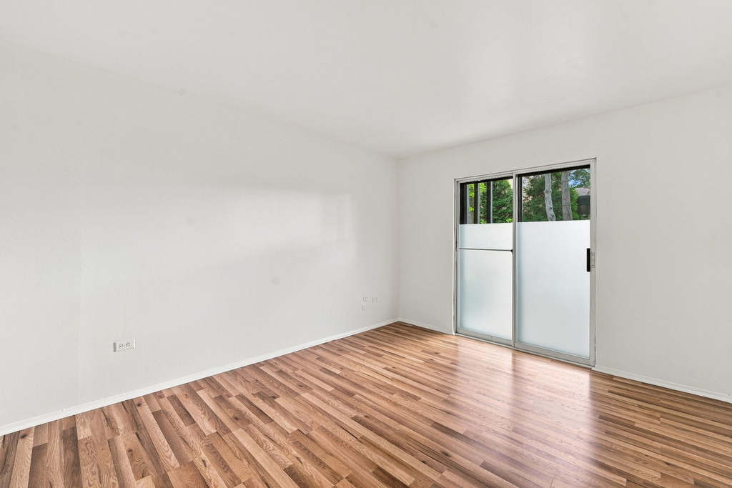 6109 Knoll Wood Road - Photo 12