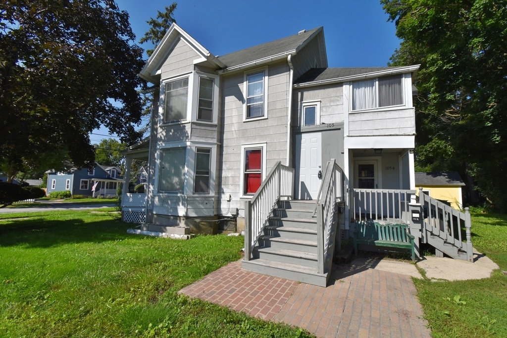 105 N Jefferson Street - Photo 0